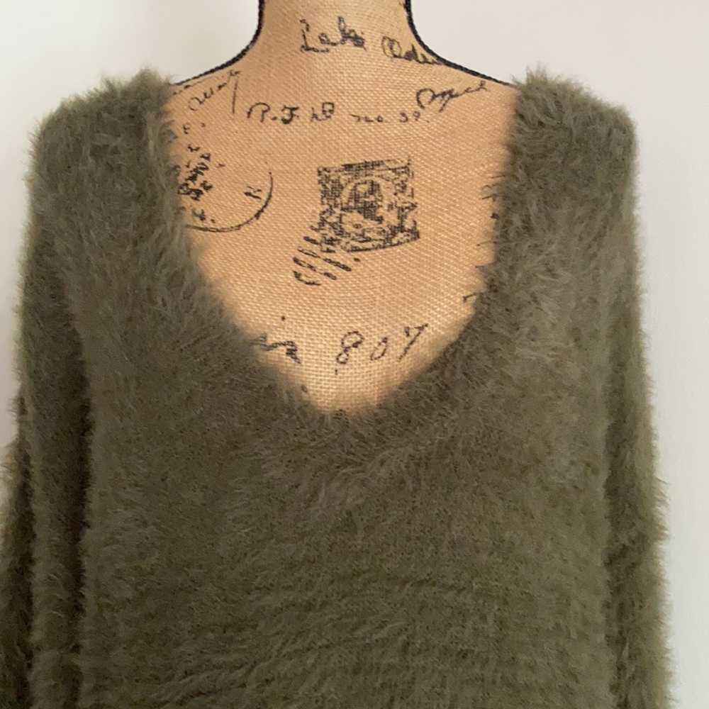 New Ruby Moon Oversize Fuzzy Sweater Long Sleeve M - image 2